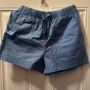 Blue women’s elastic waist shorts. NWT